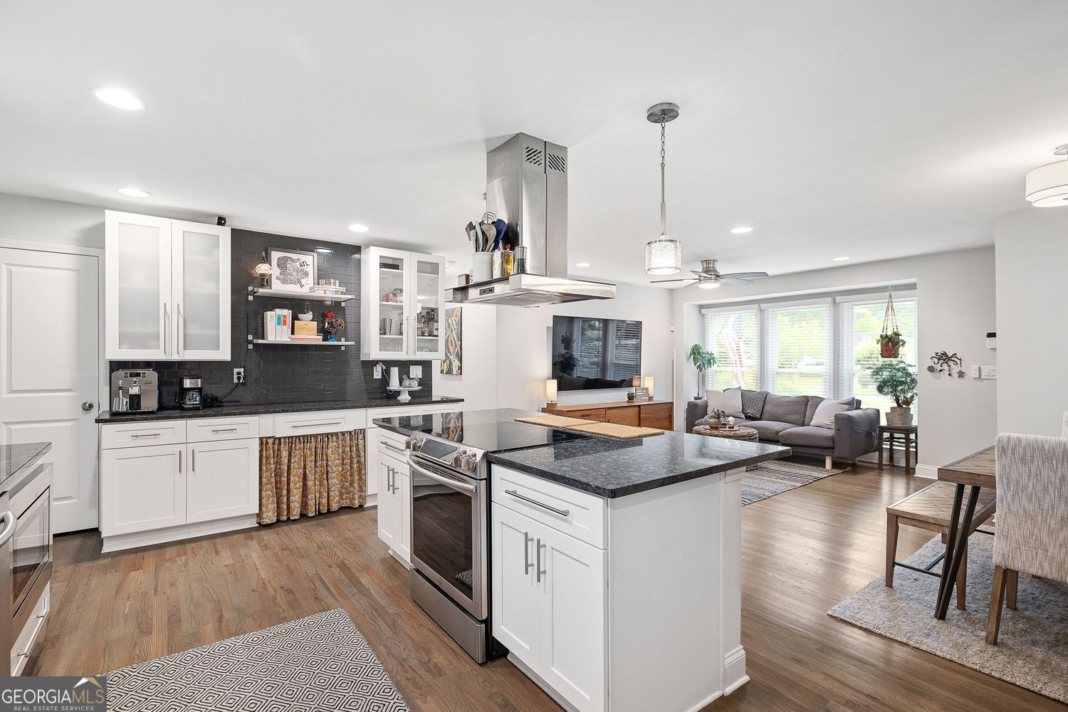 Chamblee, Georgia 30341, United States, 4 Bedrooms Bedrooms, ,3 BathroomsBathrooms,Residential,Active,134138