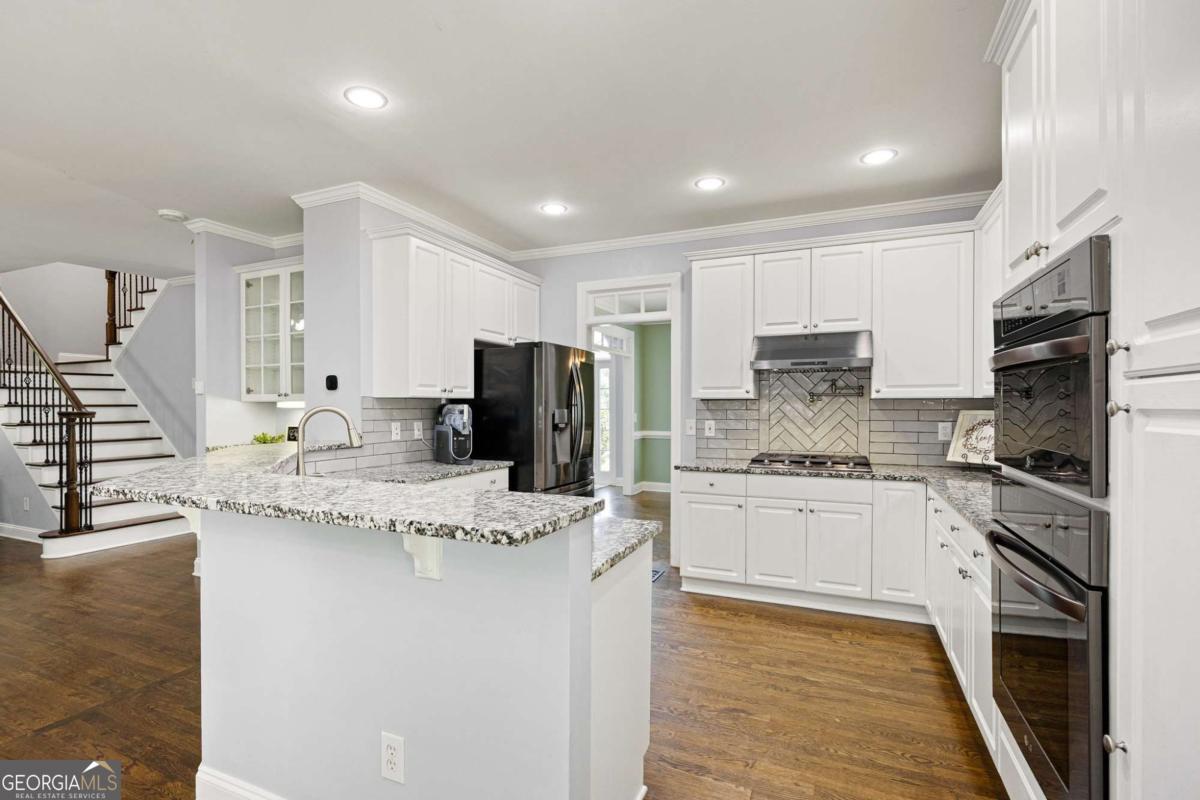 3071 Winborn RDG NW