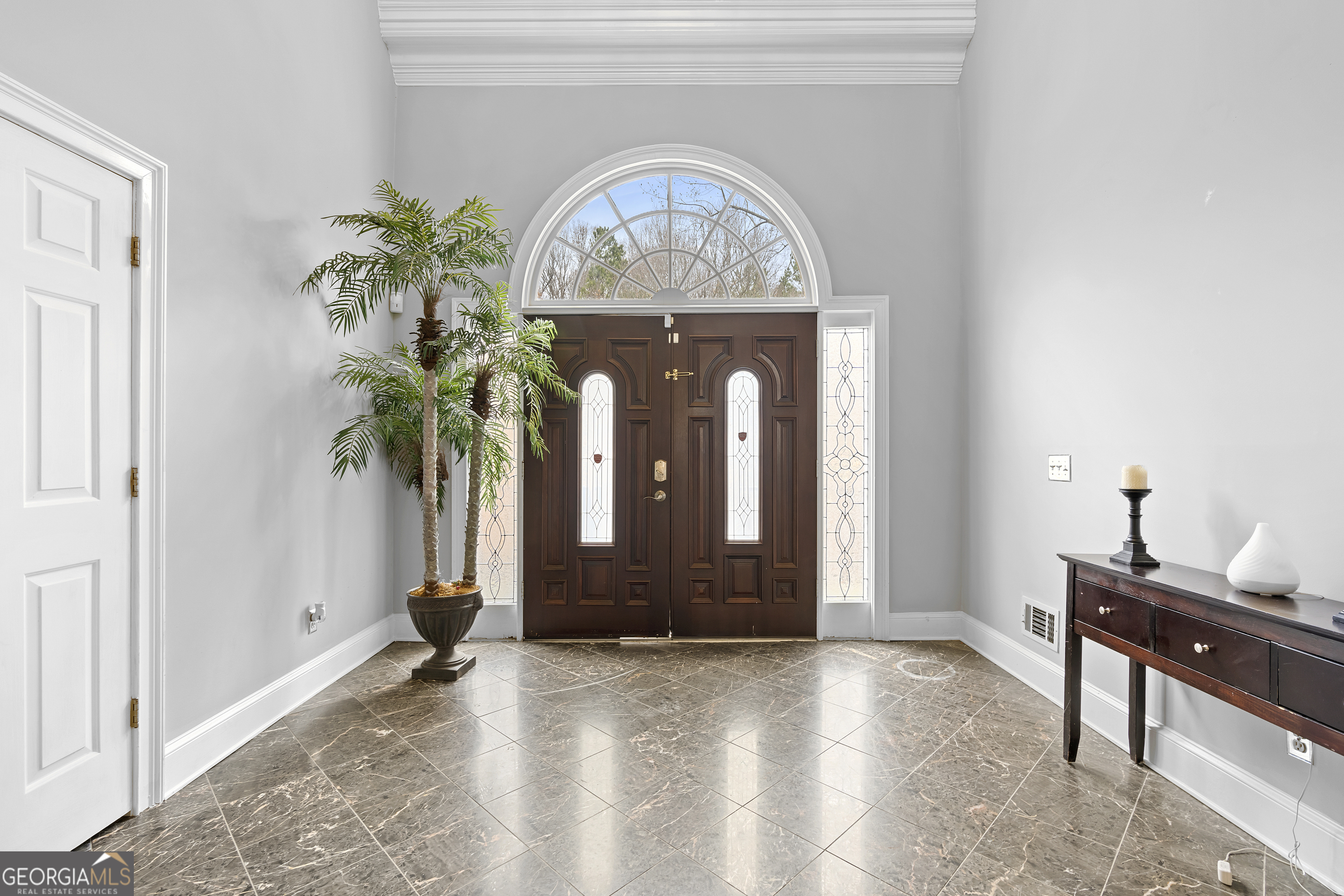 3670 River Mansion DR