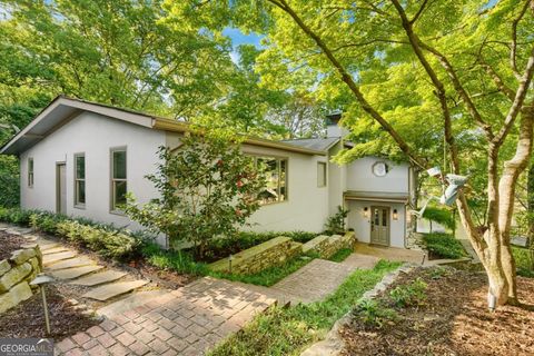 594 Hilltop LN Berkeley Lake GA 30096