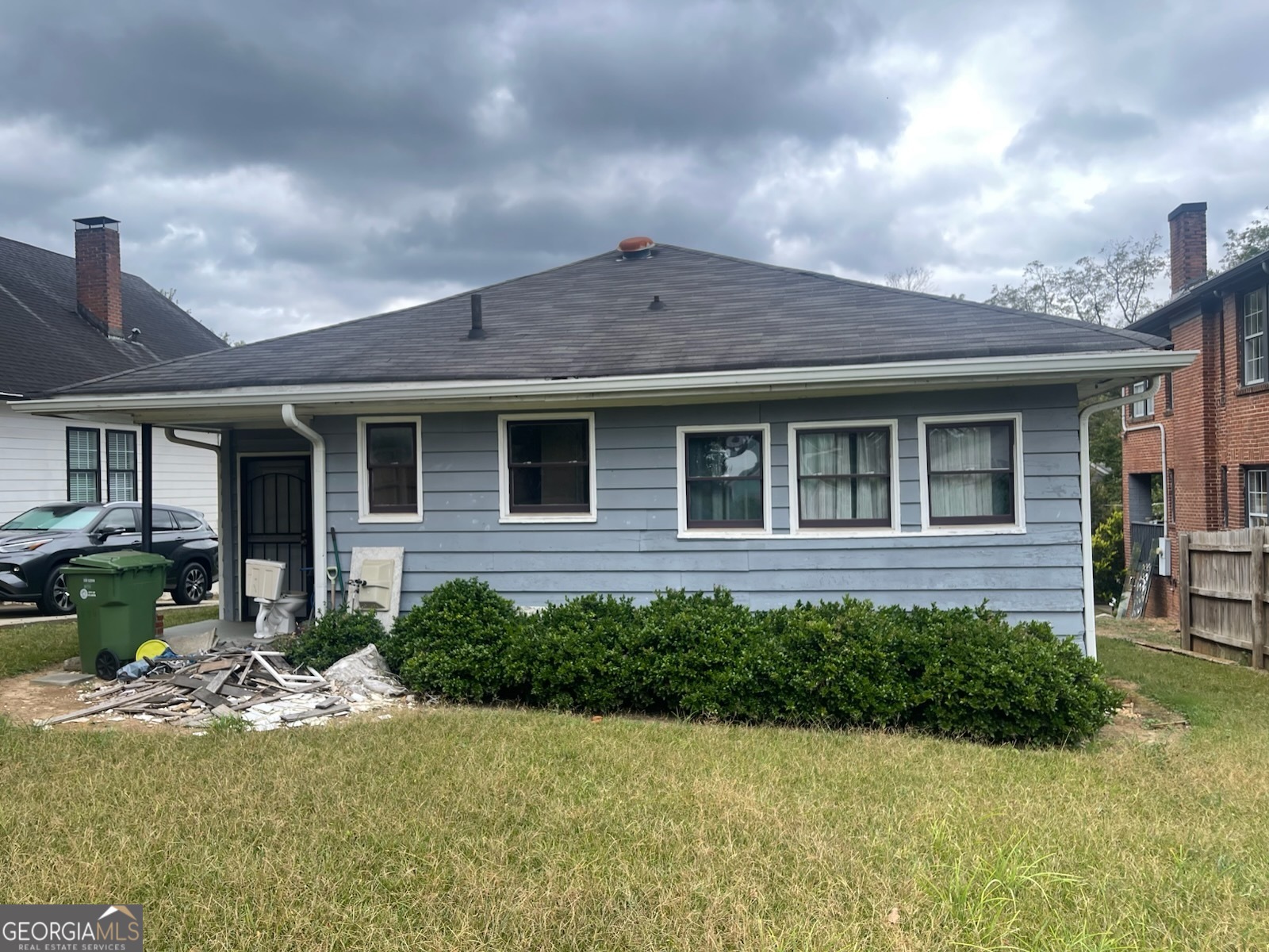 326 Wellington ST SW