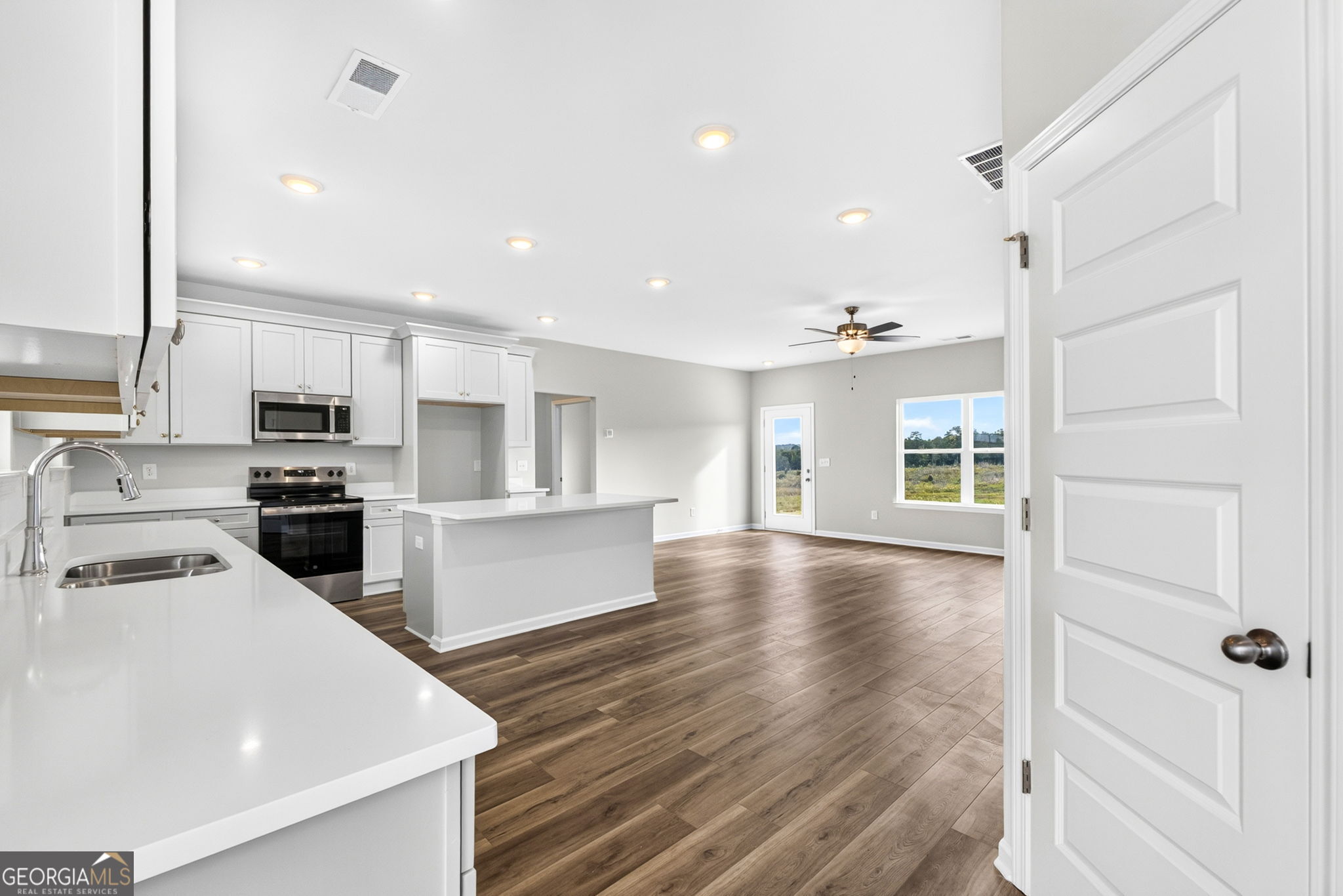 1076 Primrose Circle