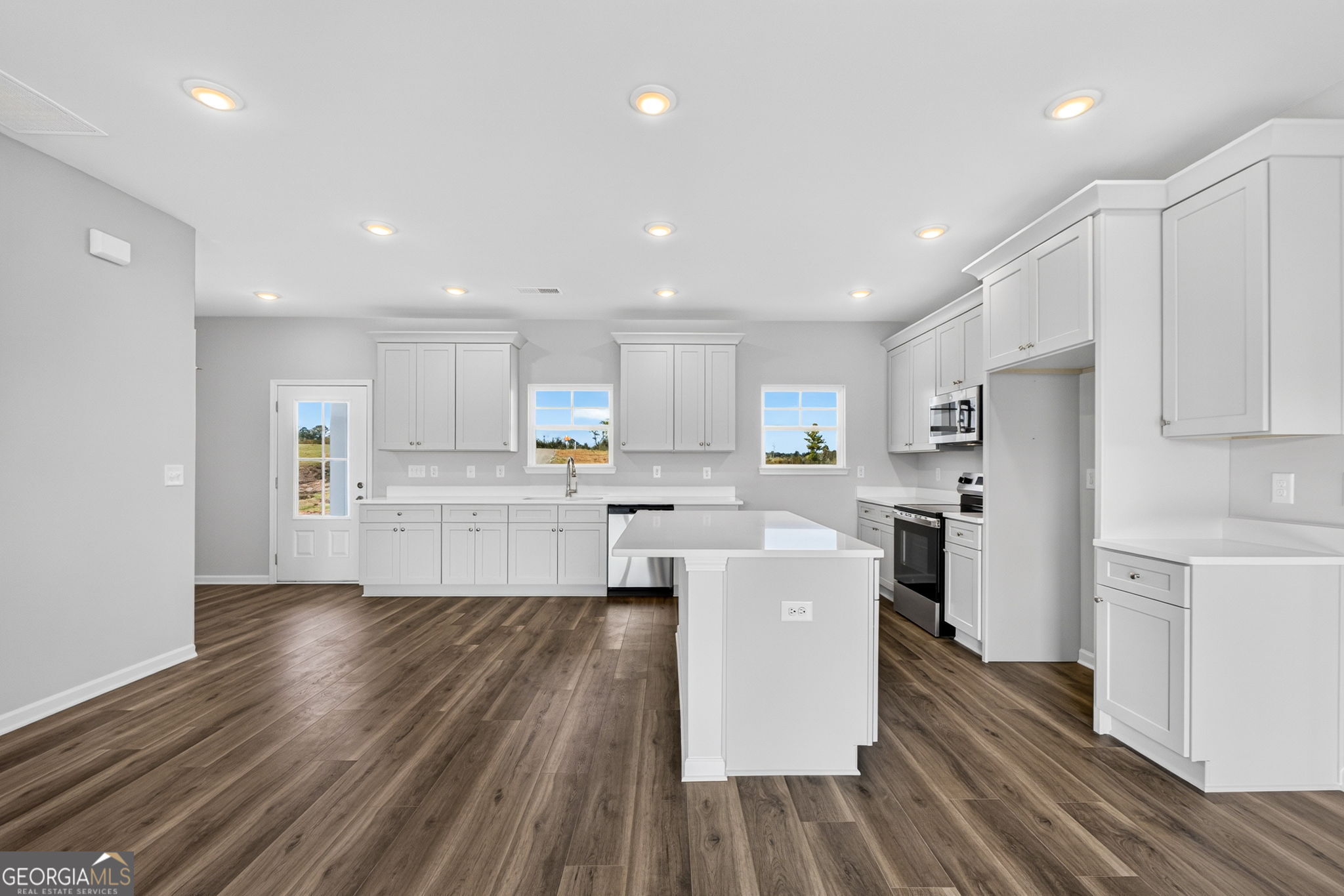 1076 Primrose Circle