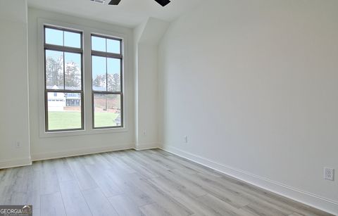 listing image 76