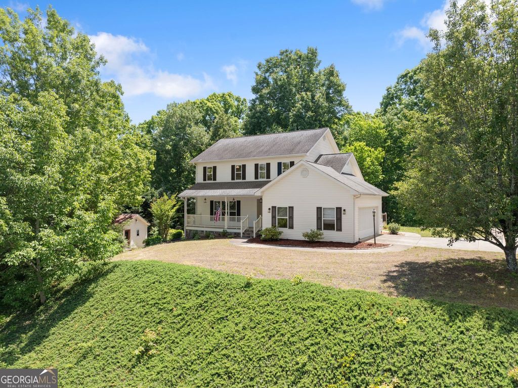Photo of 428 Pointe Willow Drive, Cleveland, GA 30528 (MLS # 10757955)