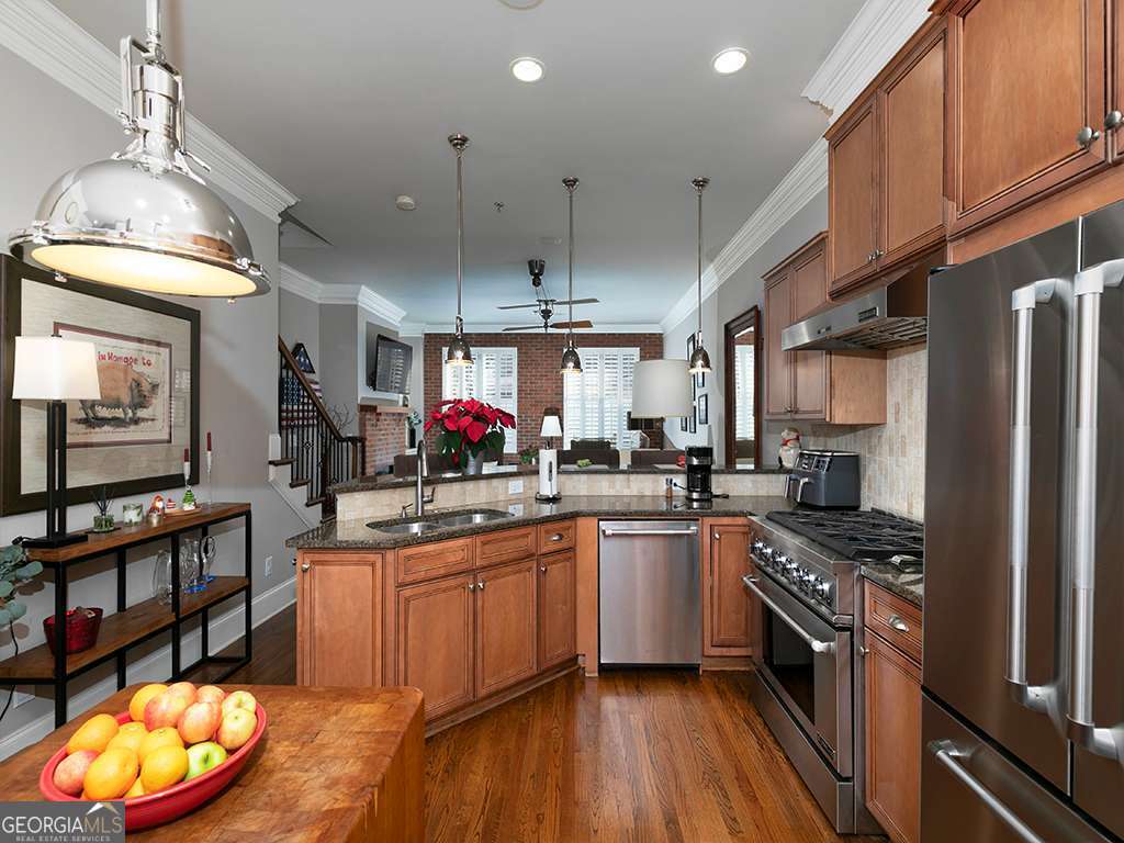 Emerson Hill Square - Residential