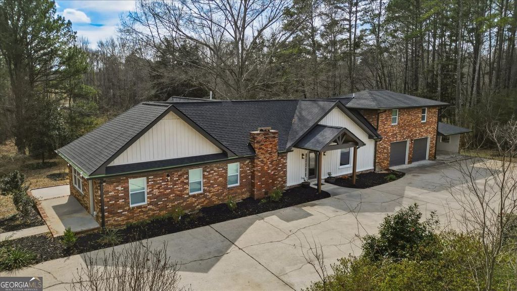 Photo of 4911 Lower Jersey Road, Oxford, GA 30054 (MLS # 10770495)