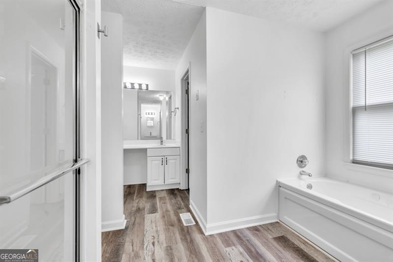 Canon Creek - Residential Lease