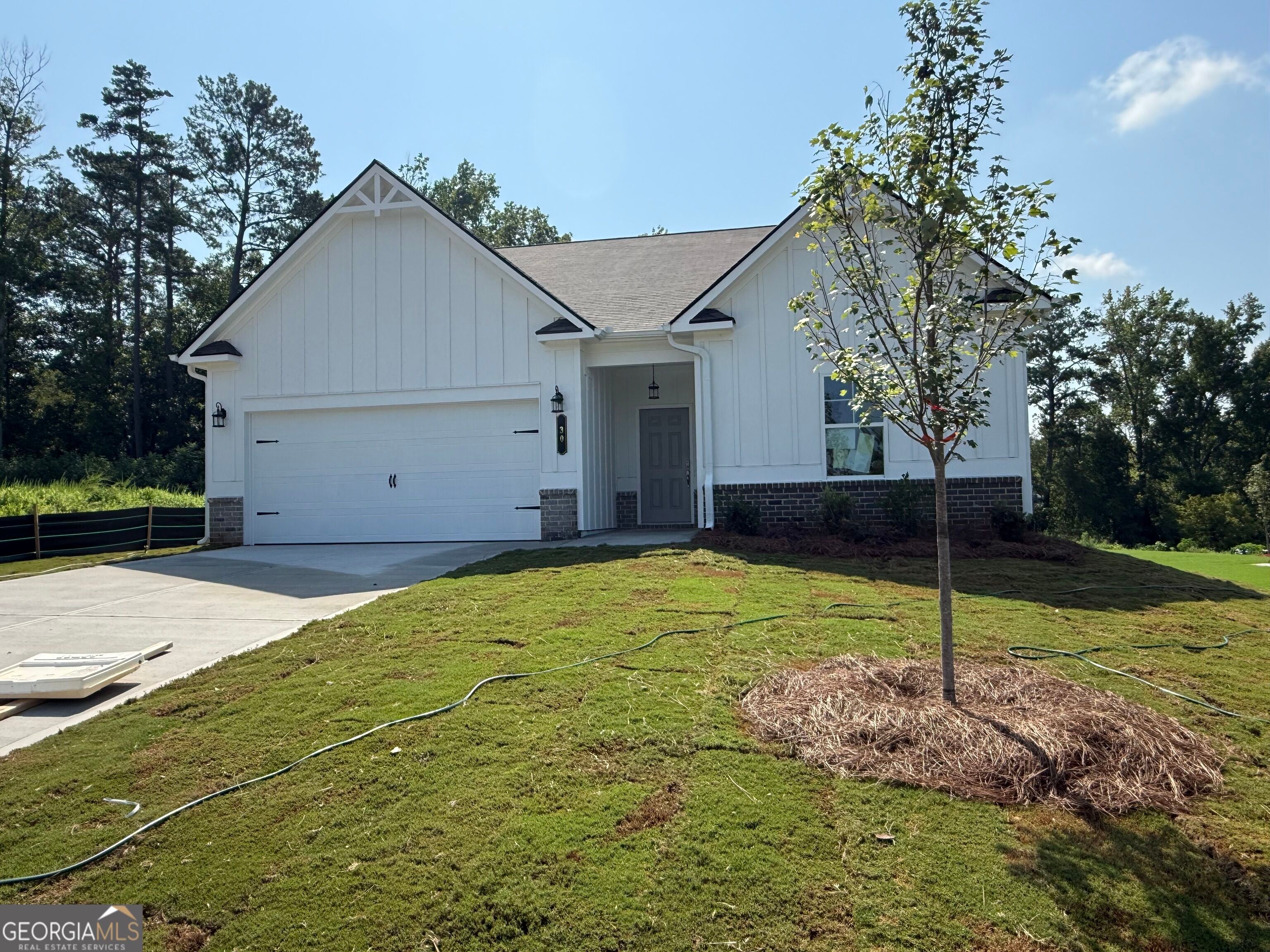 30 Madison LN