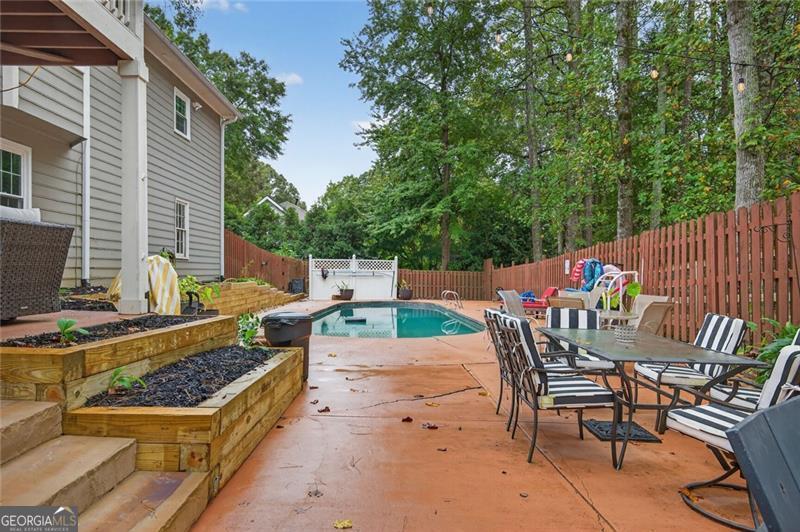 CHIMNEY SPRINGS - Residential