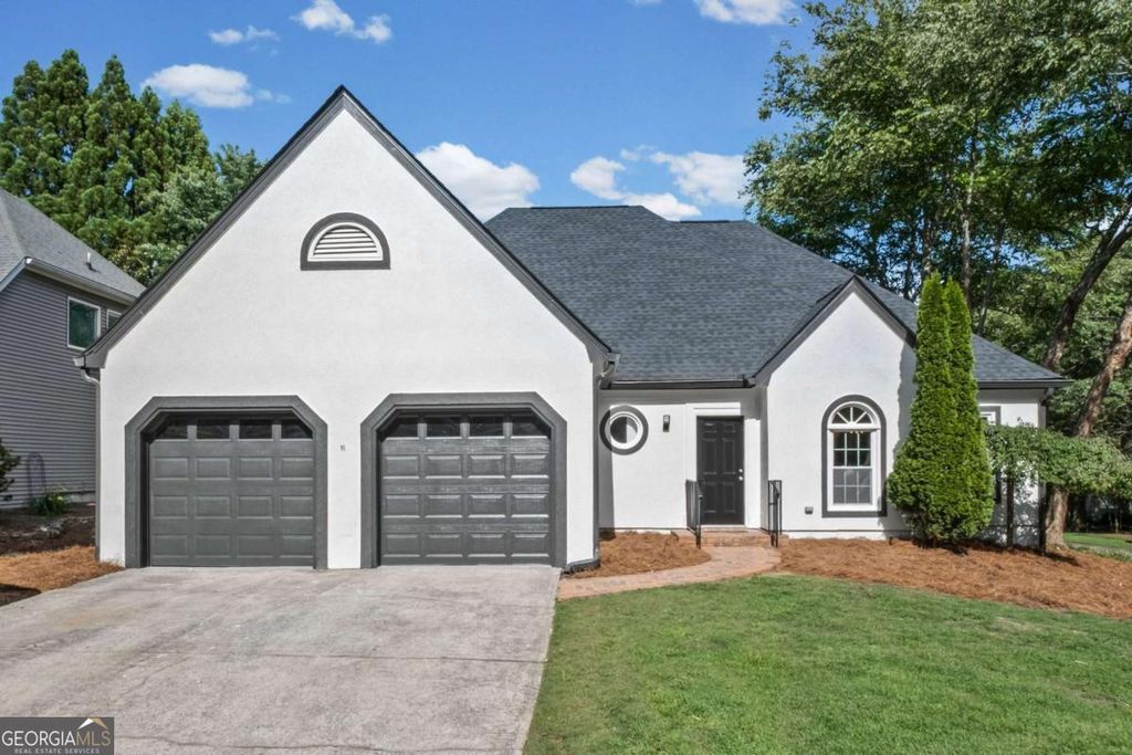 Photo of 4477 Dobbs Crossing, Marietta, GA 30068 (MLS # 10789696)