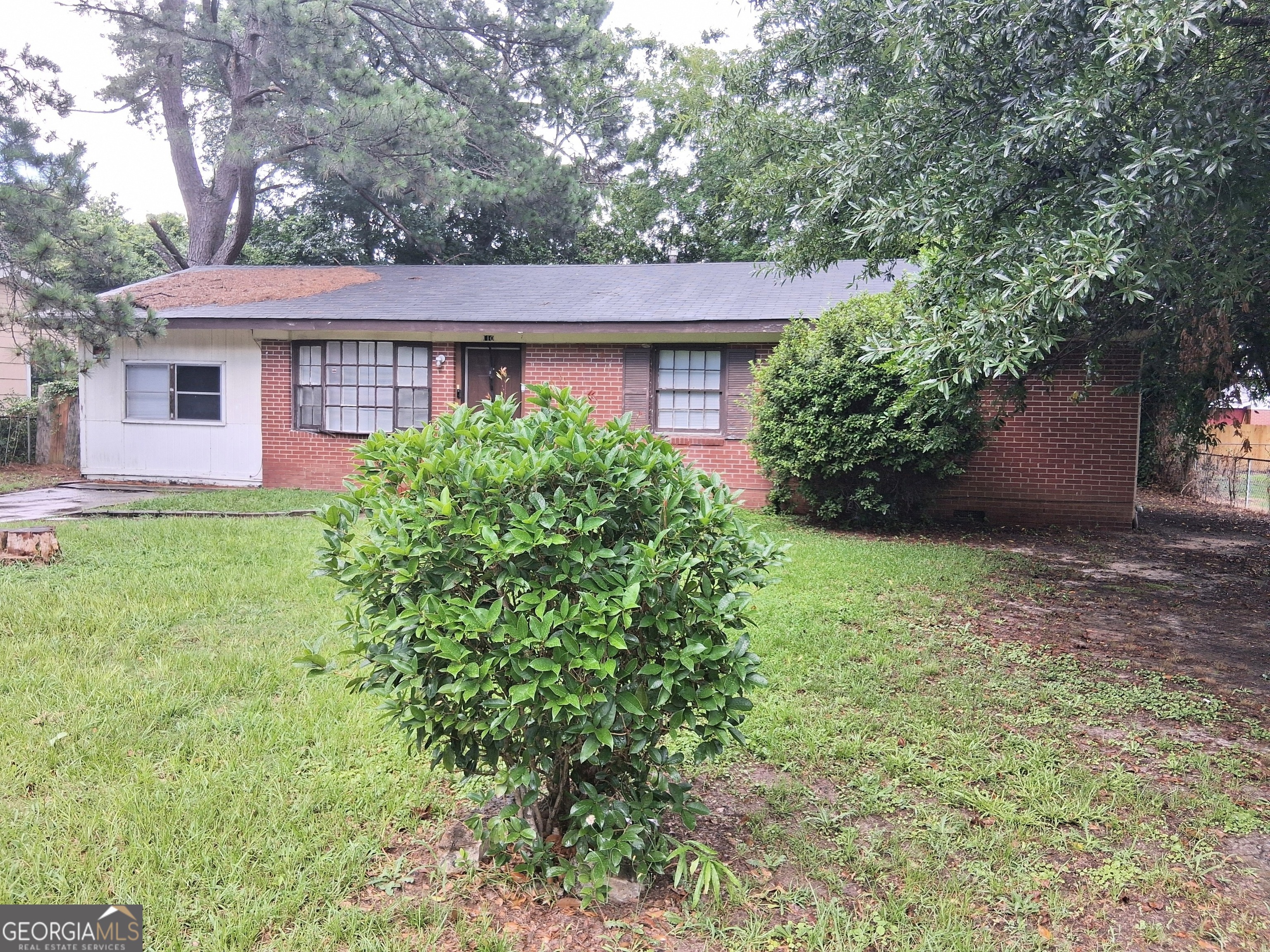 110 Merlin ST