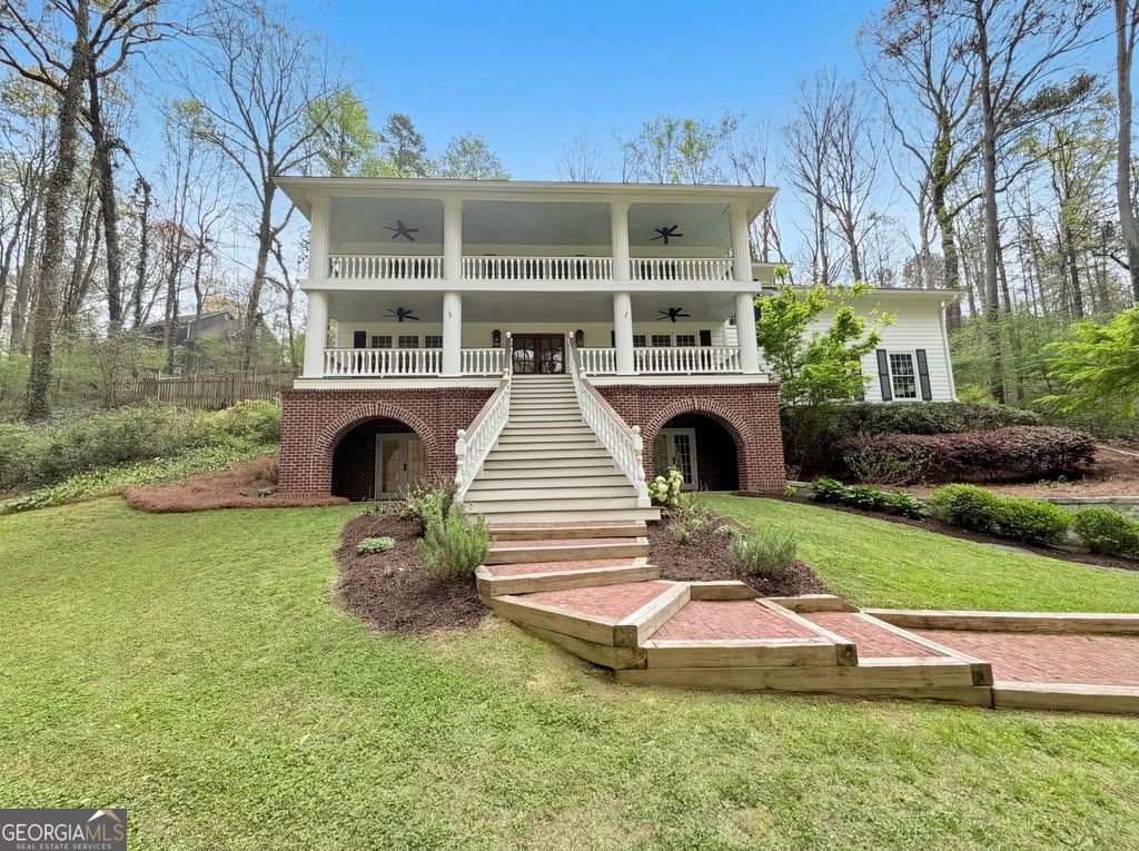 Photo of 4094 Norton Place SE, Smyrna, GA 30082 (MLS # 10729979)