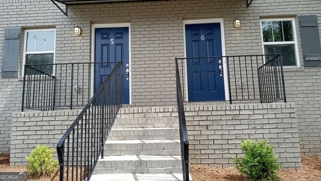 Photo of 2156 Park Terrace #5, Atlanta, GA 30337 (MLS # 10709356)