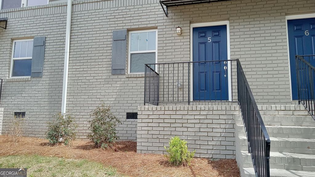 Photo of 2156 Park Terrace #5, Atlanta, GA 30337 (MLS # 10709356)