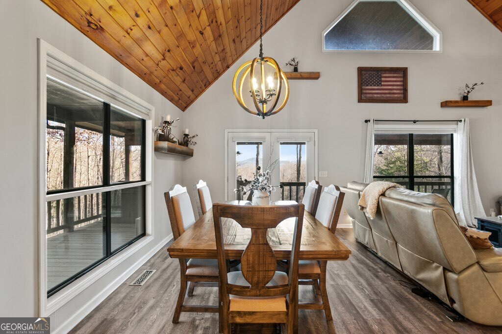 708 Thomas Mountain RD