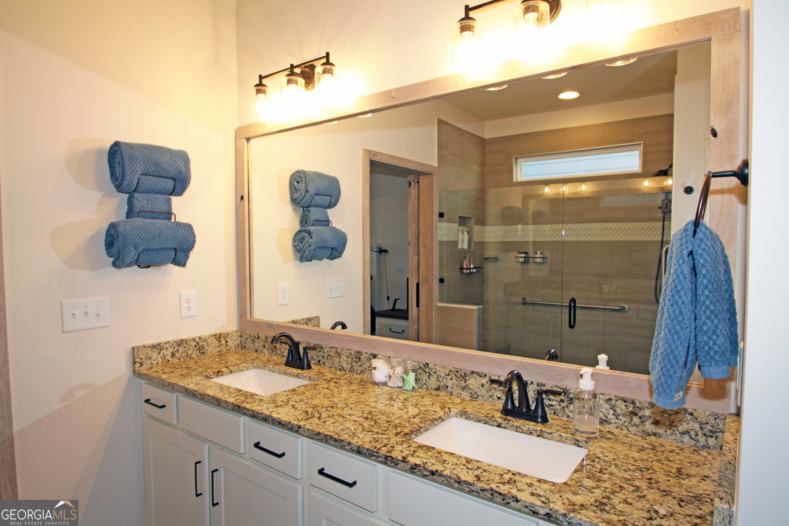 Jasper, Georgia 30143, United States, 3 Bedrooms Bedrooms, ,3 BathroomsBathrooms,Residential,Active,94555