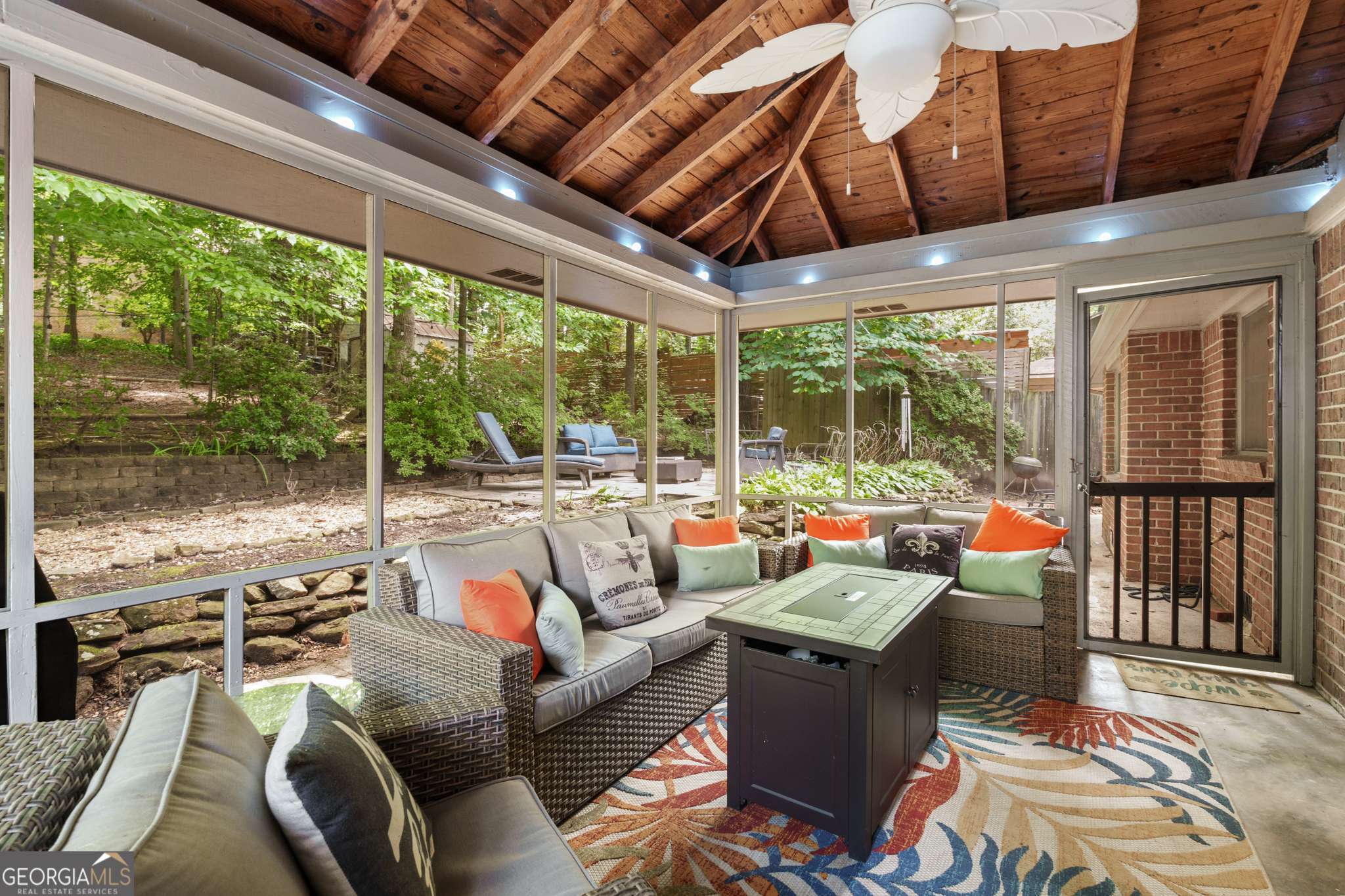 Scarlett Woods - Residential