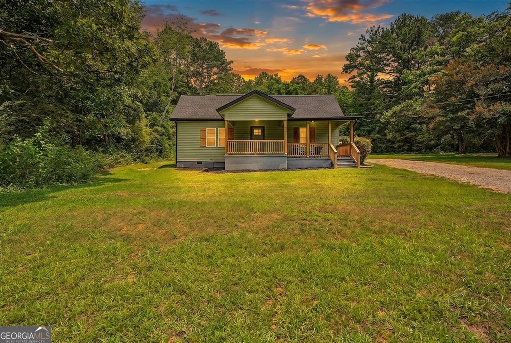 Photo of 2356 Five Points Road, Waco, GA 30182 (MLS # 10794307)