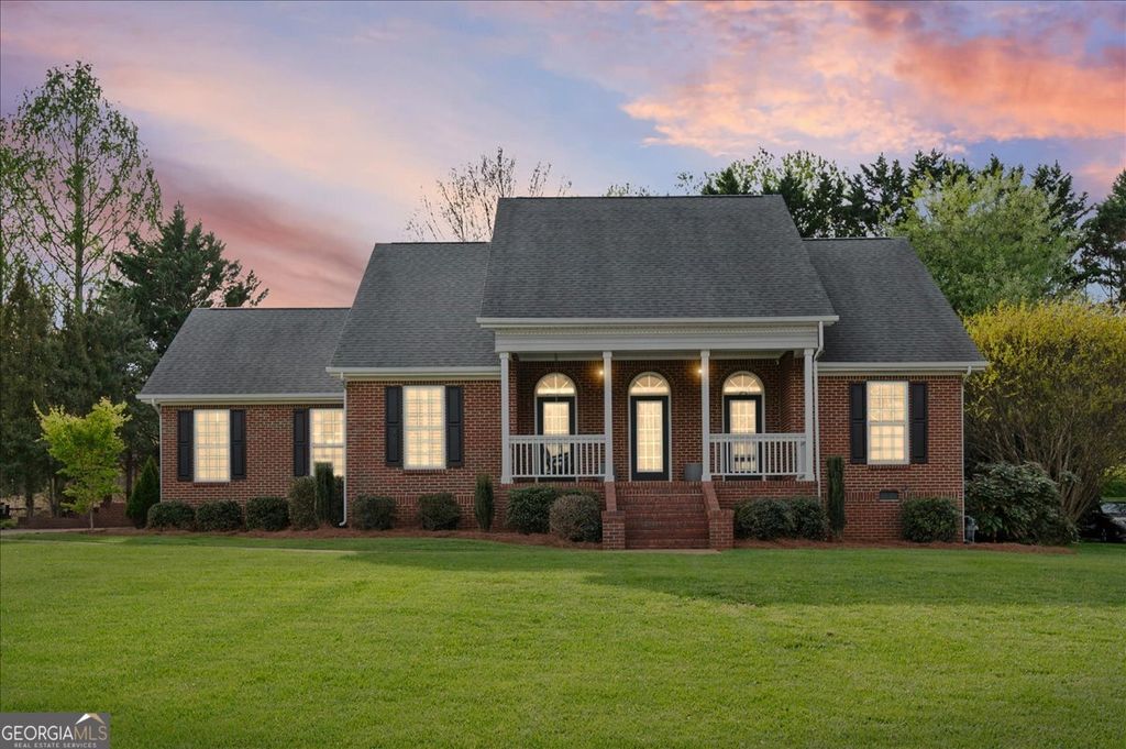 Photo of 45 Sequoyah Trail, Ringgold, GA 30736 (MLS # 10730768)