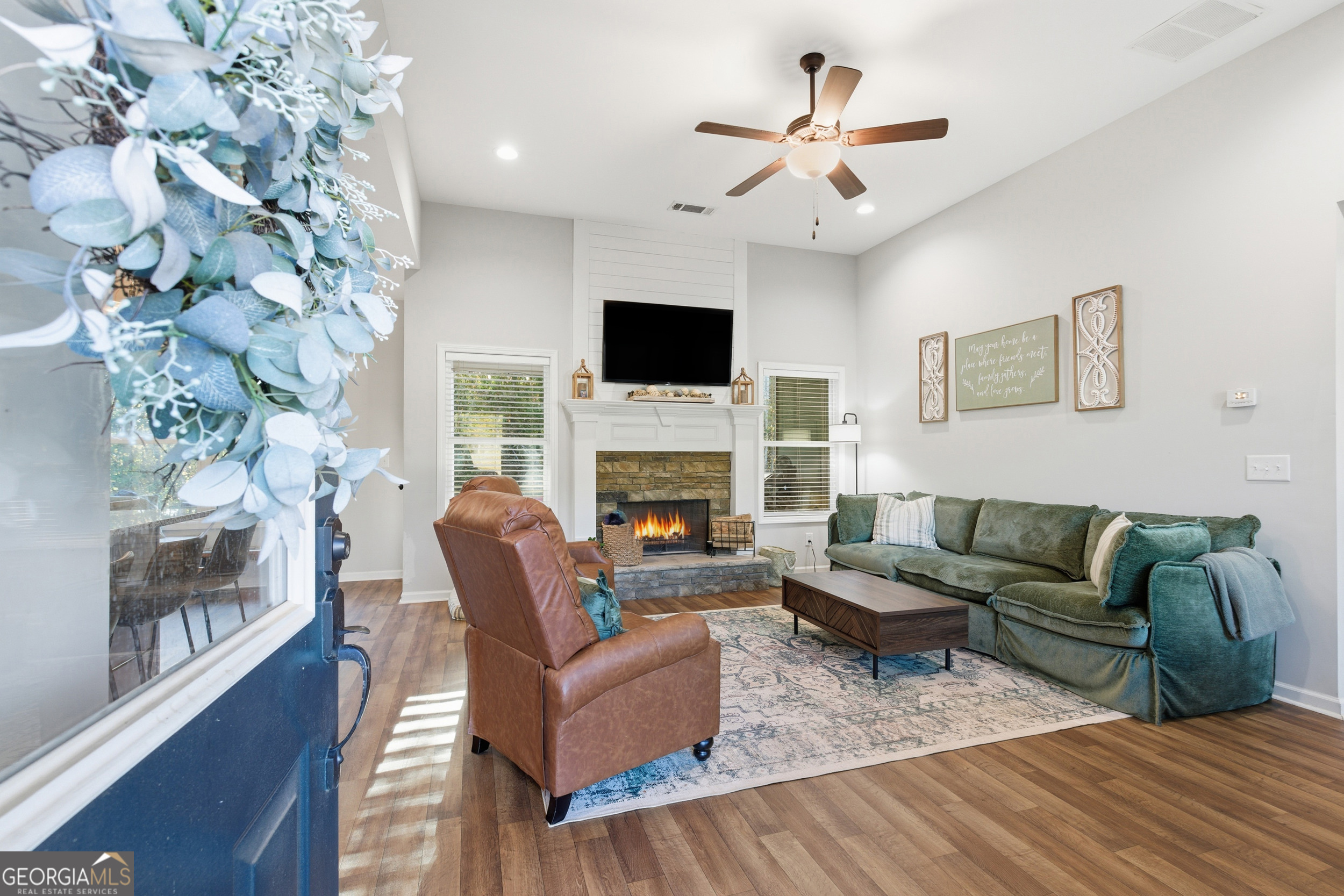 189 Oakwood DR