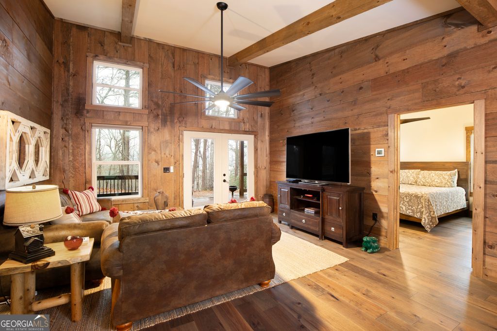 Photo of 642 Crabapple Drive, Blue Ridge, GA 30513 (MLS # 10724696)