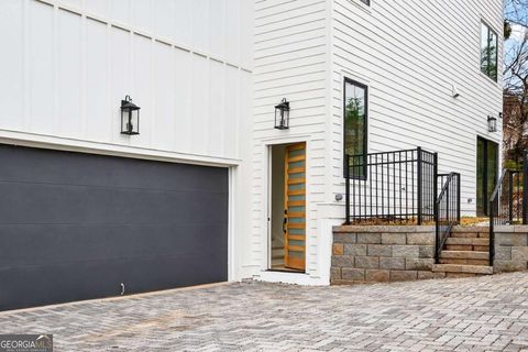 Photo of 1348 Finley Street, Atlanta, GA 30307 (MLS # 10670902)