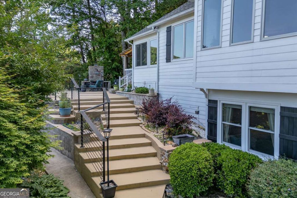 Photo of 1925 Lakeview Summit Drive, Young Harris, GA 30582 (MLS # 10764231)