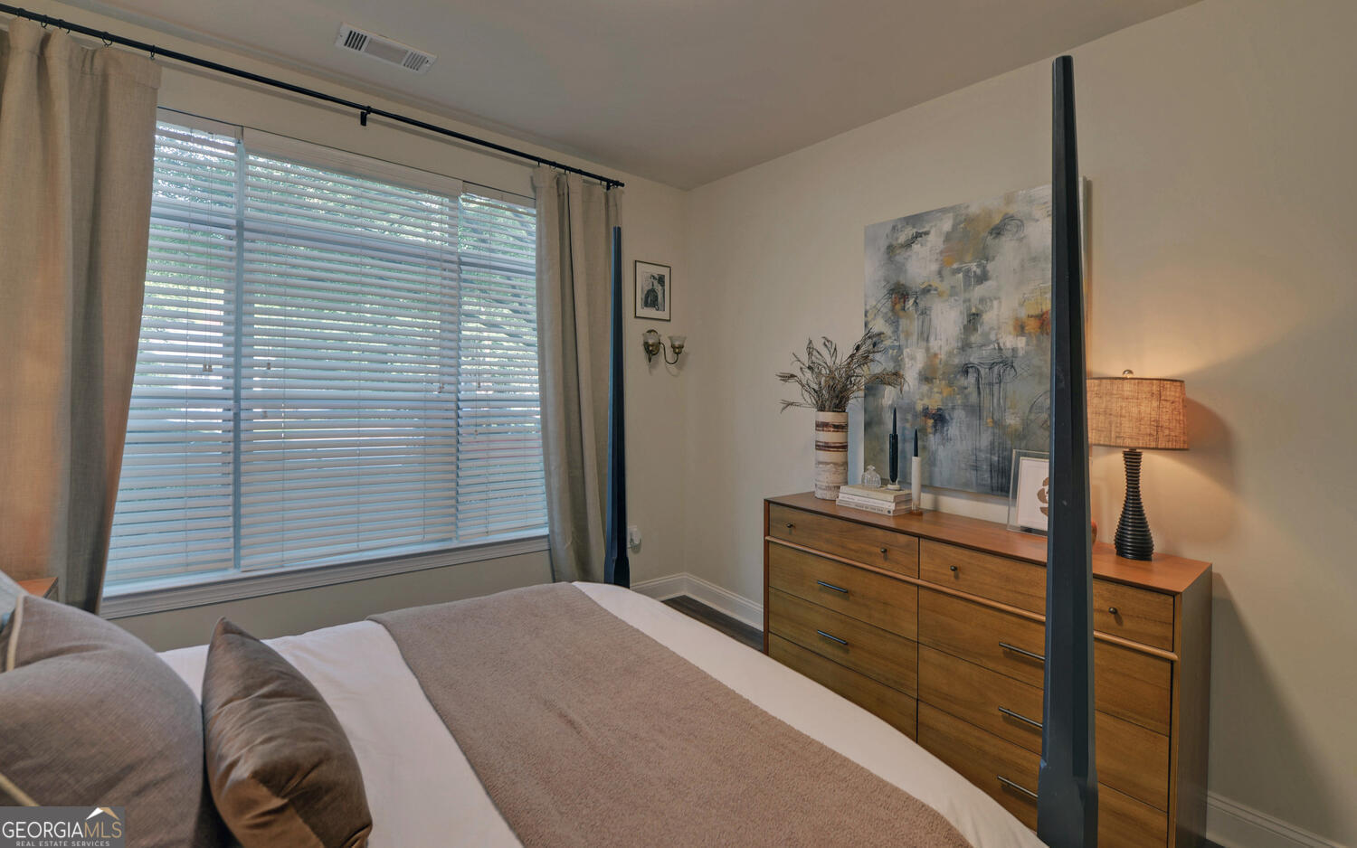 The Burnett Grant Park - Residential