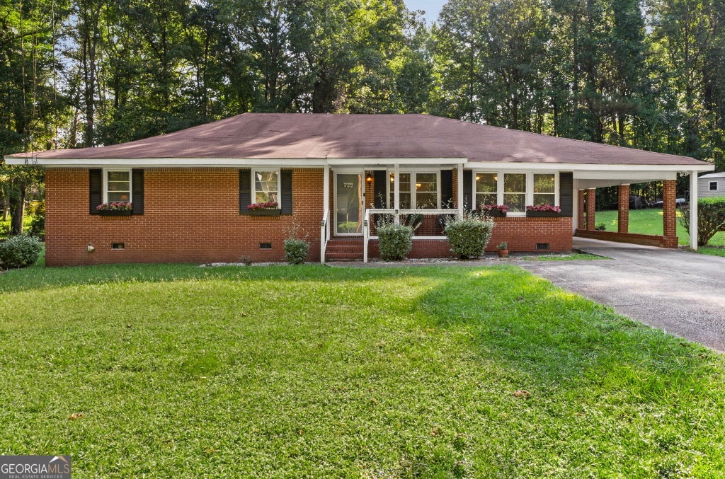 Photo of 41 Melvin Phillips Road, Newnan, GA 30263 (MLS # 10851035)