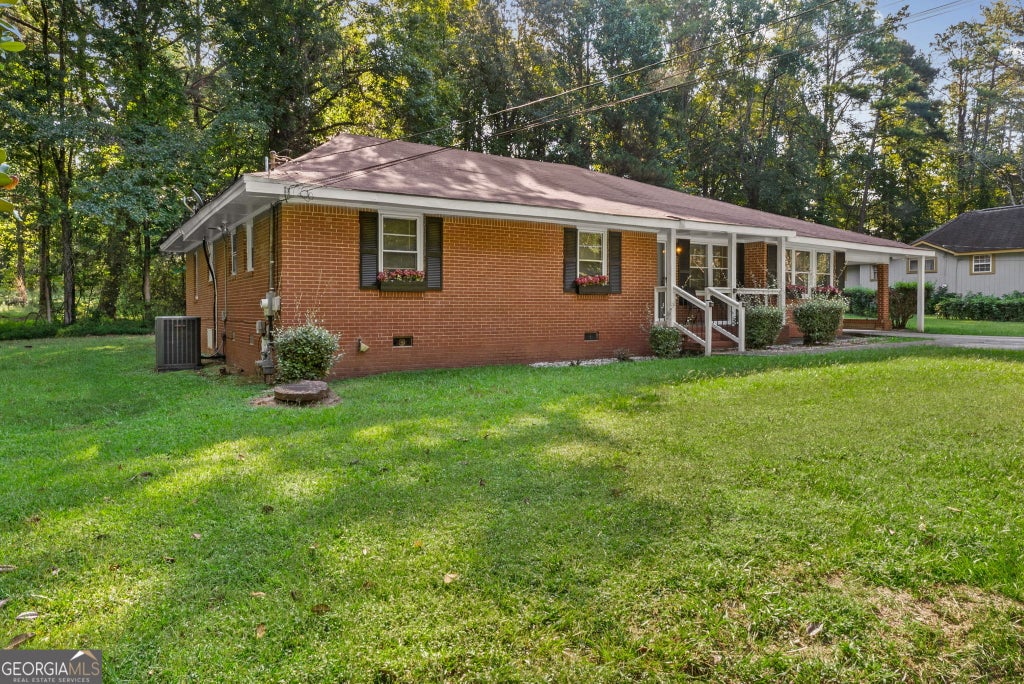 Photo of 41 Melvin Phillips Road, Newnan, GA 30263 (MLS # 10851035)