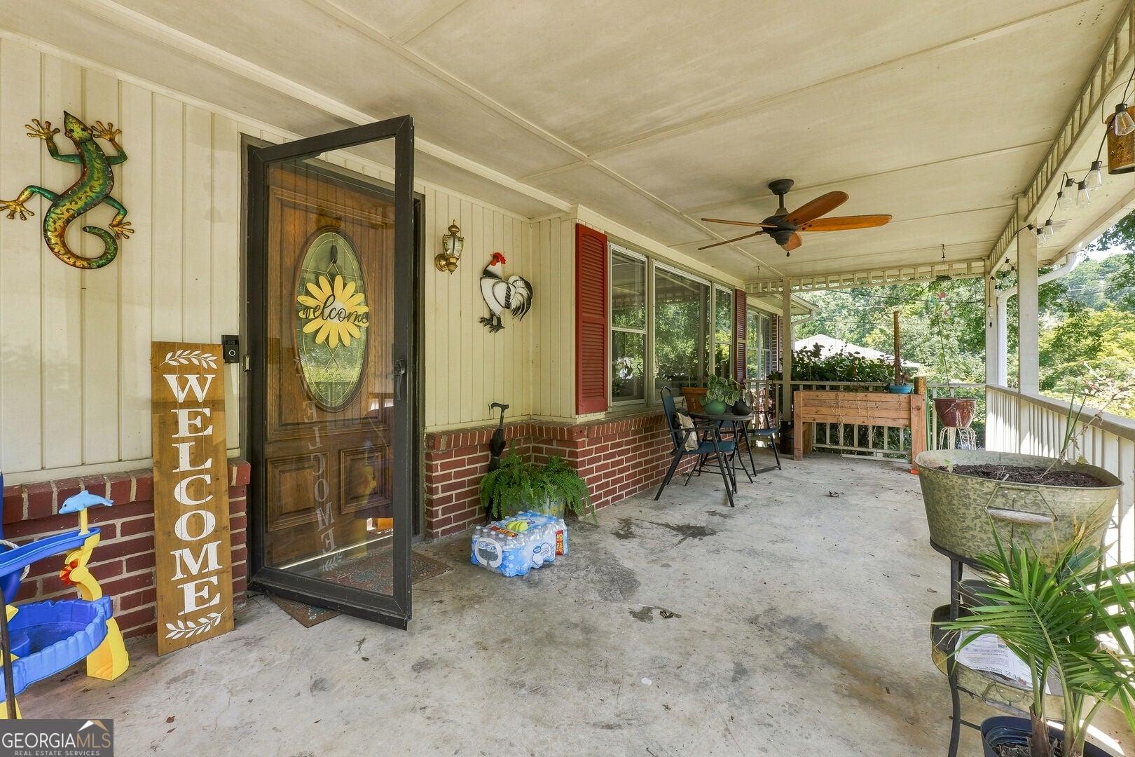 6383 Arthur DR