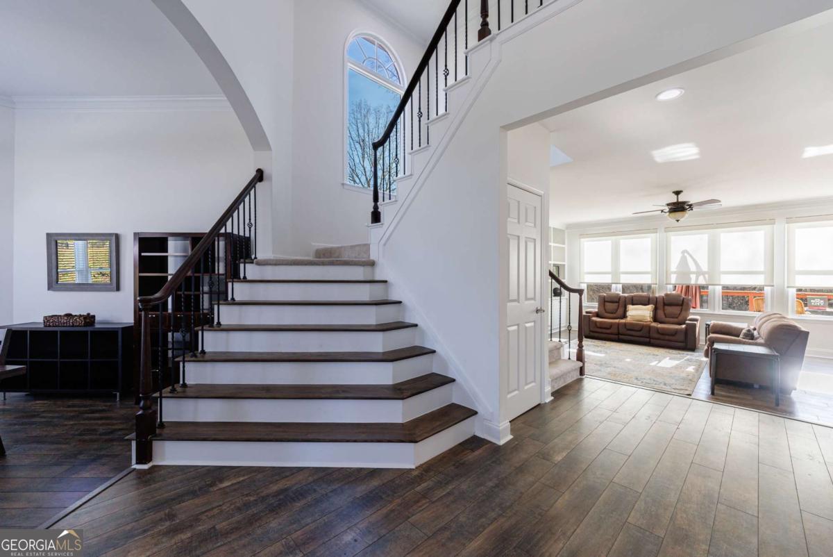 6010 Masters Club DR