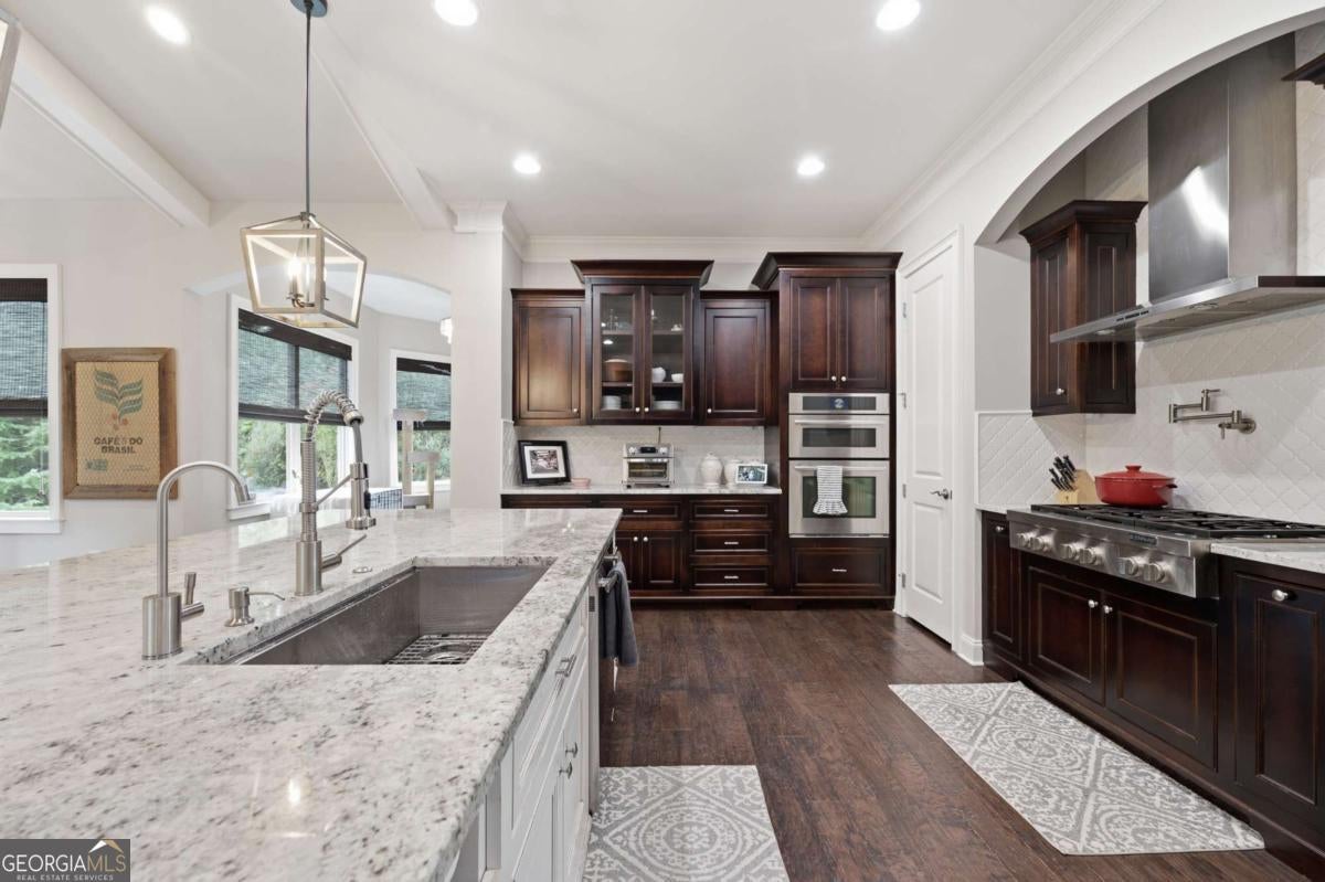 126 Windfields LN