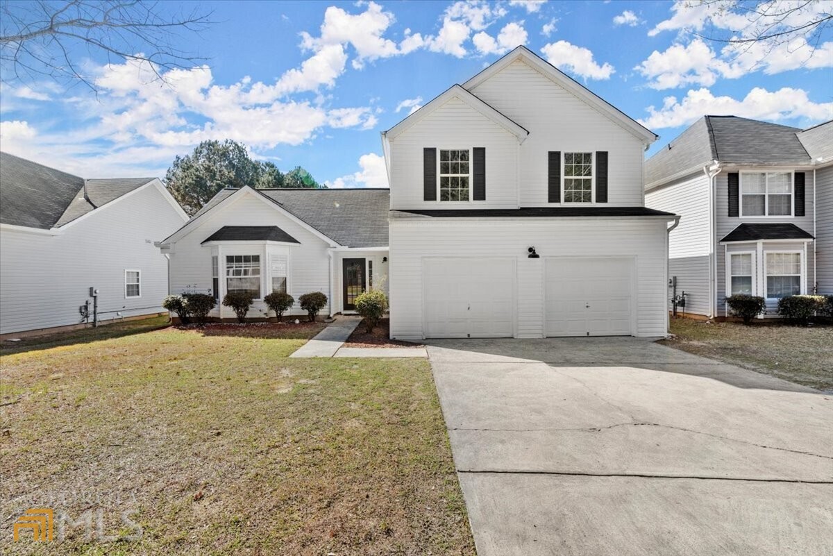 Incredible opportunity to own a home that feels brand new! There are too many upgrades to list with new flooring, roof, kitchen and bathrooms. Relax on your back patio overlooking the neighborhood pond, take advantage of great neighborhood amenities including a pool, tennis courts and playground and enjoy the convenience of being just minutes away from schools, shopping, restaurants and downtown Fayetteville. This home is the definition of move in ready...all it needs is you!