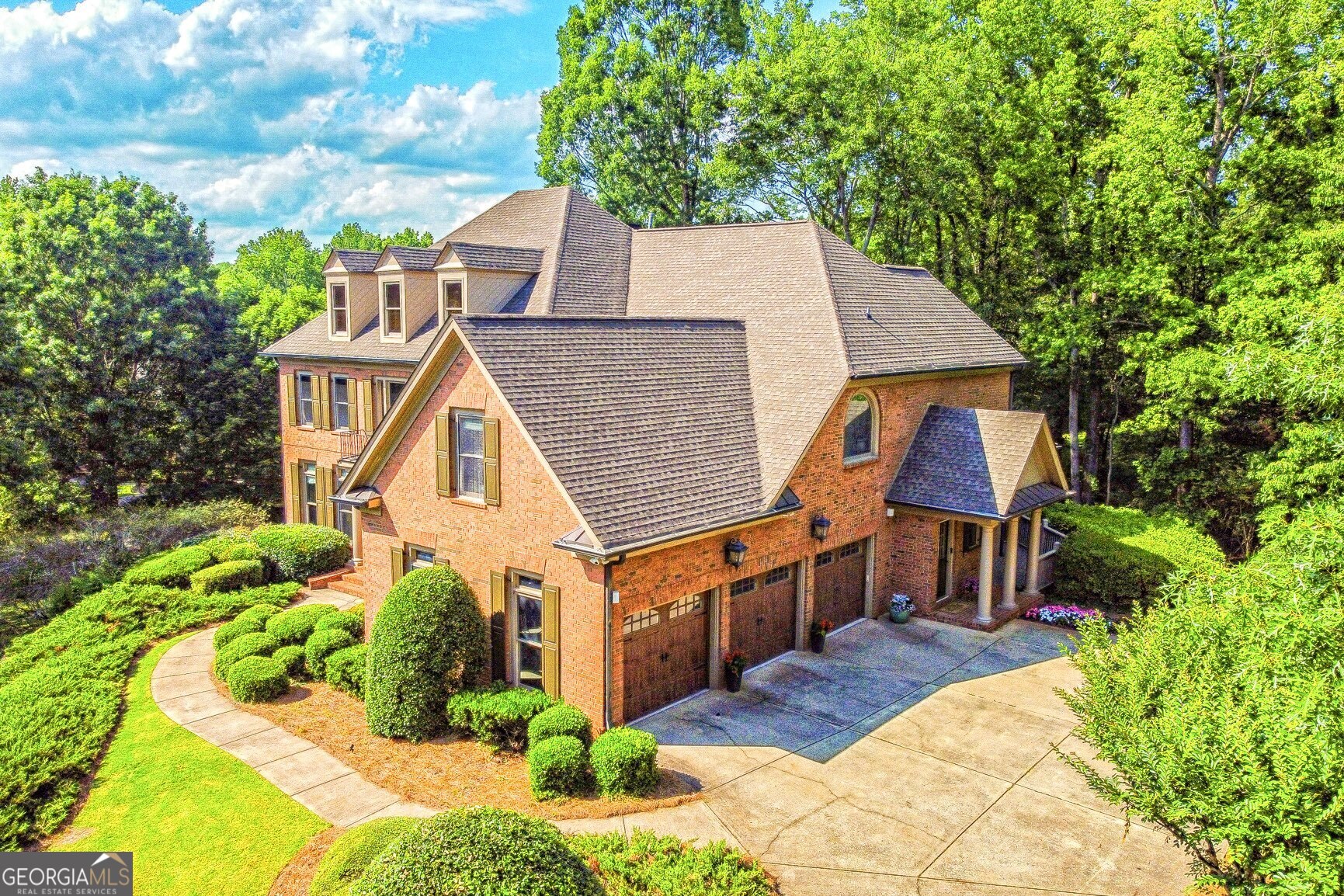 2111 Broadfield RUN