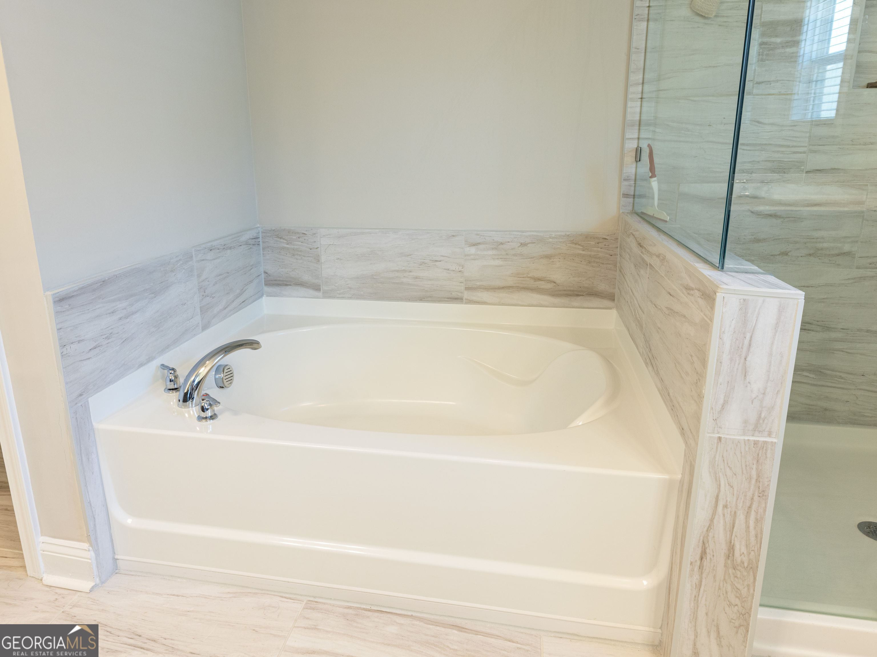 Addison Point - Residential