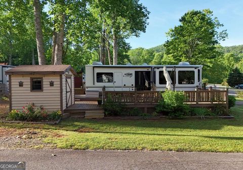 A home in Blairsville