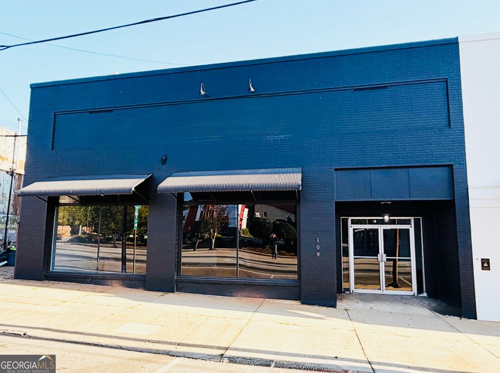 Photo of 109 E Taylor Street, Griffin, GA 30223 (MLS # 10732281)