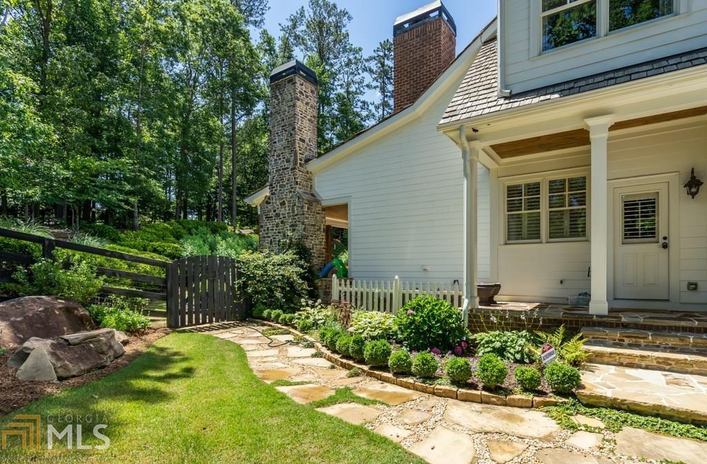 Six Hills - Residential