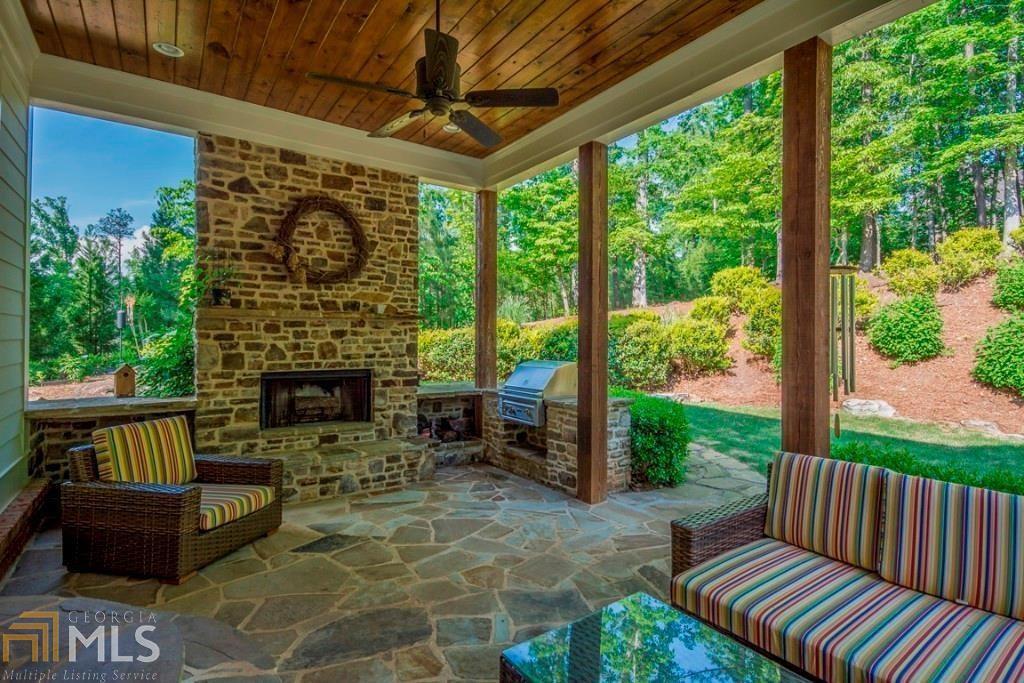 Six Hills - Residential