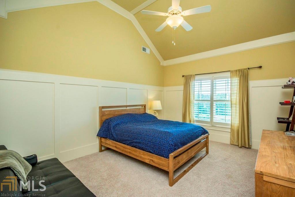 Six Hills - Residential