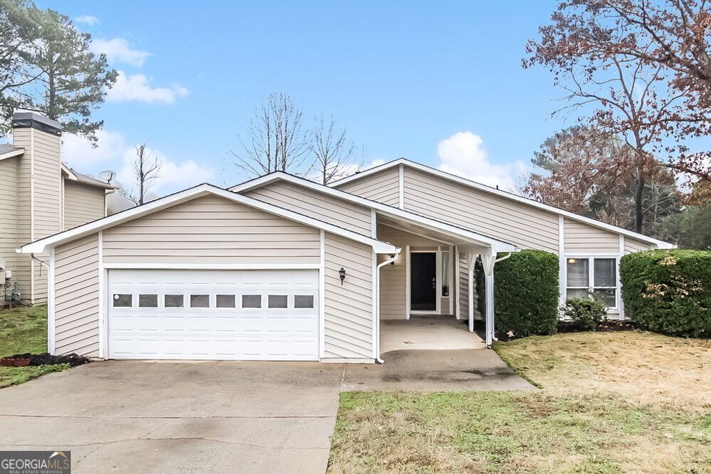 Photo of 2468 Mistletoe Lane, Snellville, GA 30039 (MLS # 10678077)