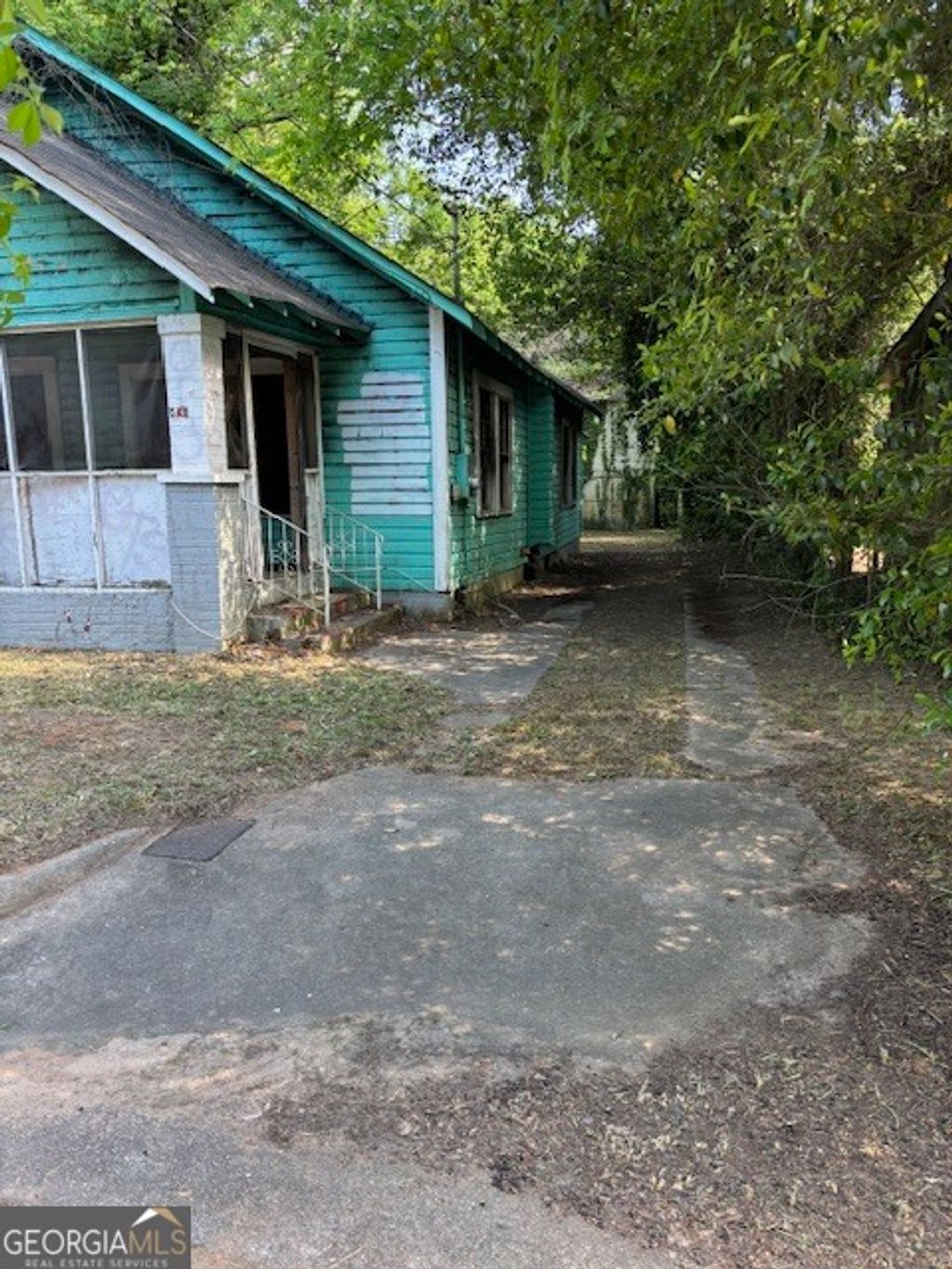 Photo of 823 Peachtree Street, Macon, GA 31217 (MLS # 10741382)