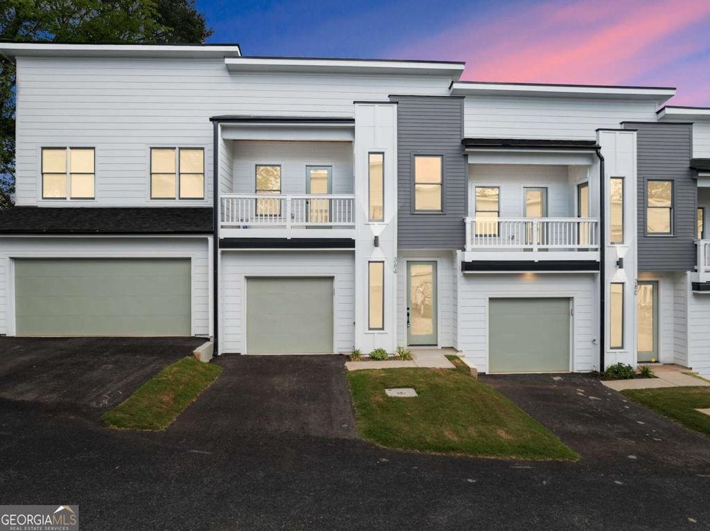 Photo of 380 Forrest Avenue, Gainesville, GA 30501 (MLS # 10678363)