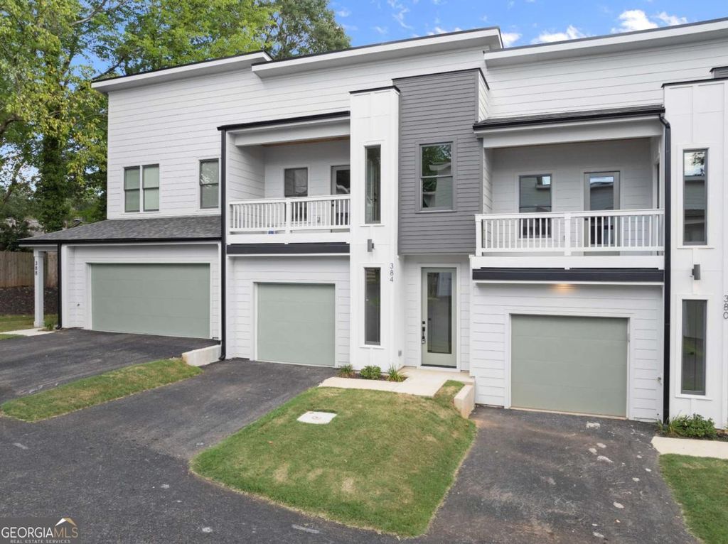 Photo of 380 Forrest Avenue, Gainesville, GA 30501 (MLS # 10678363)