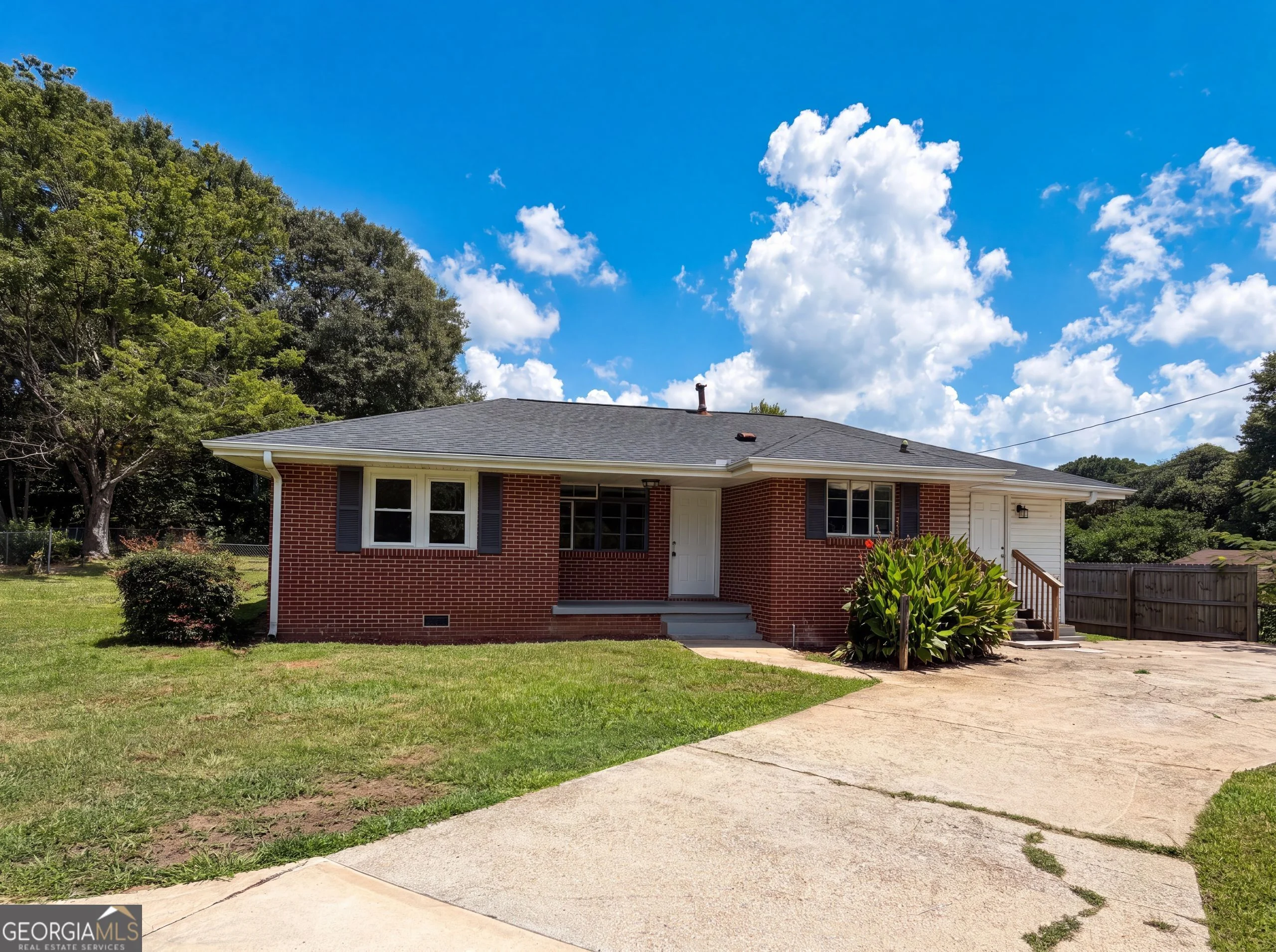 5656 Salem Road