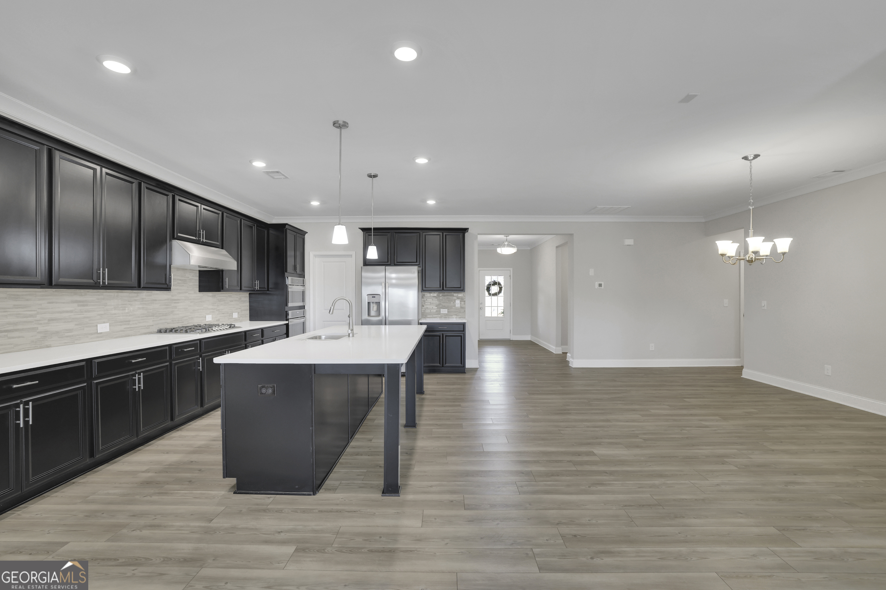 814 Spruce AVE