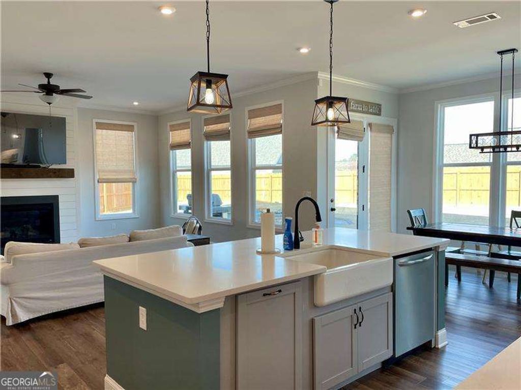 Photo of 102 Fieldbrook Crossing, Canton, GA 30115 (MLS # 10695853)