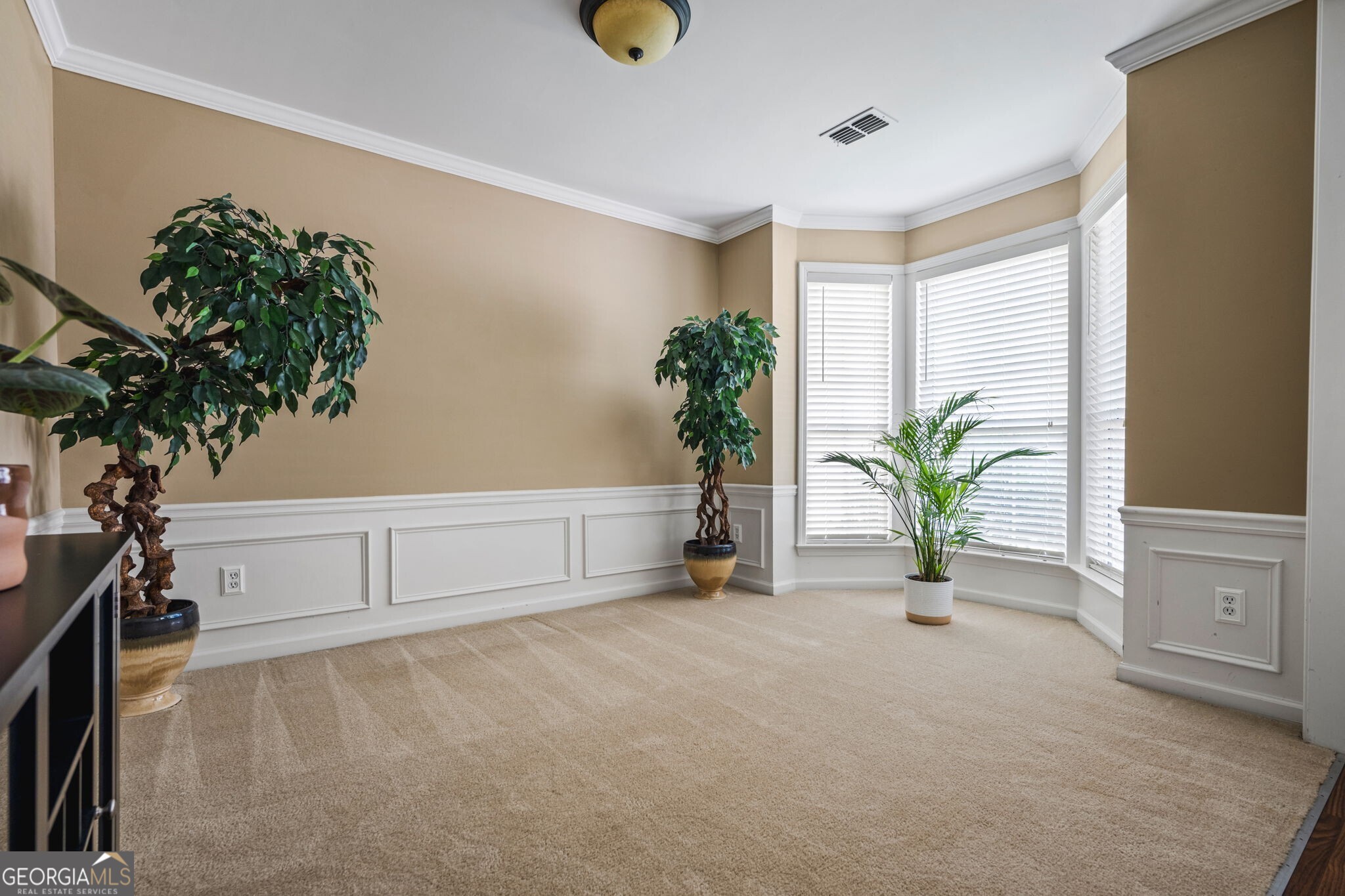 496 Bottesford DR NW